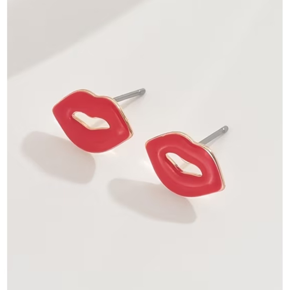 Red Enamel Lip Stud Earrings Gold Tone Pout Mouth Jewelry Valentine Gift